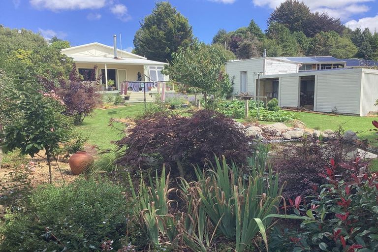 Photo of property in 25 Mount View Street, Raetihi, 4632