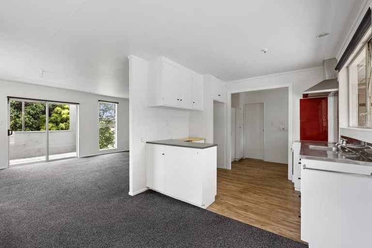 Photo of property in 35d Clearmont Crescent, Blagdon, New Plymouth, 4310