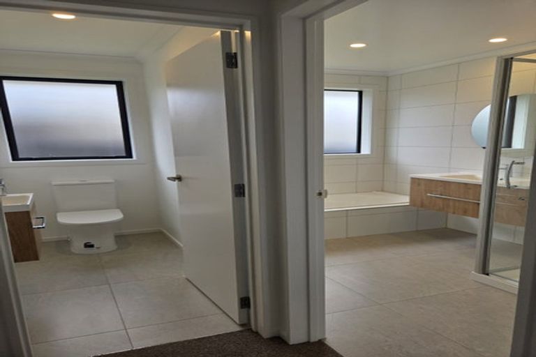 Photo of property in 3 Arohanui Road, Karaka, 2124