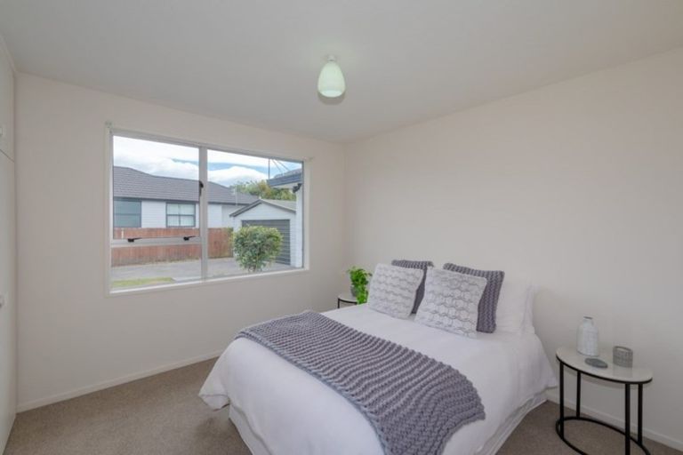 Photo of property in 66 Orrick Crescent, Avondale, Christchurch, 8061