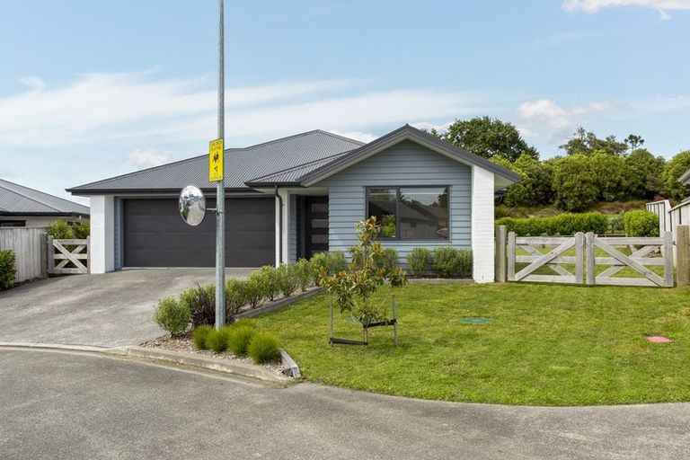 Photo of property in 5 Magnolia Lane, Kaukapakapa, Helensville, 0875