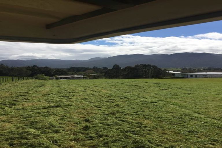 Photo of property in 21 Ruataniwha Drive, Collingwood, 7073