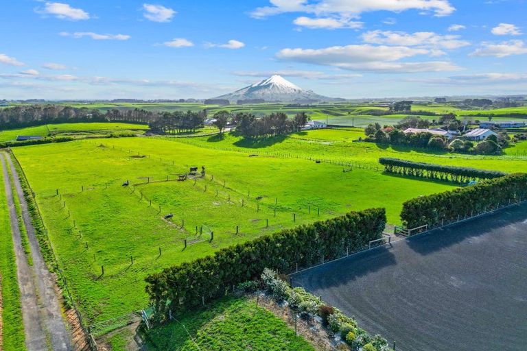 Photo of property in 295 Turuturu Road, Hawera, 4674