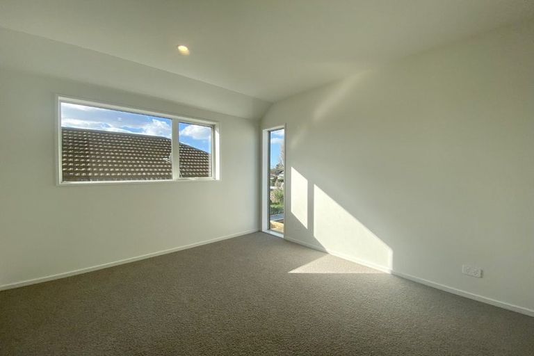 Photo of property in 2/87 Barbour Street, Waltham, Christchurch, 8011