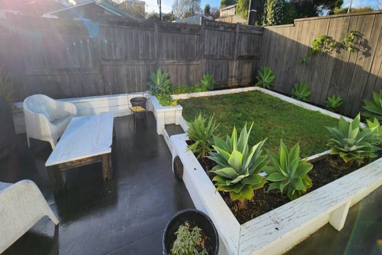 Photo of property in 85 David Street, Lynmouth, New Plymouth, 4310