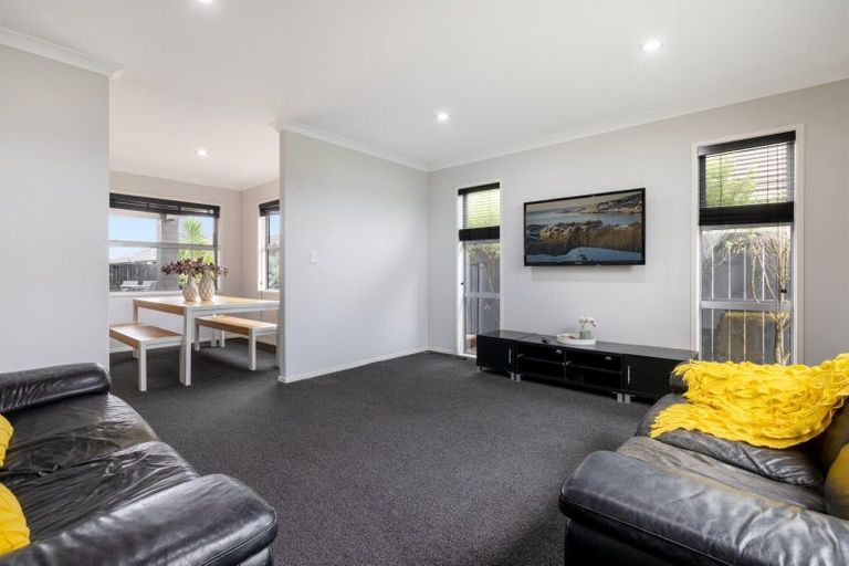Photo of property in 88 Golden Sands Drive, Papamoa Beach, Papamoa, 3118