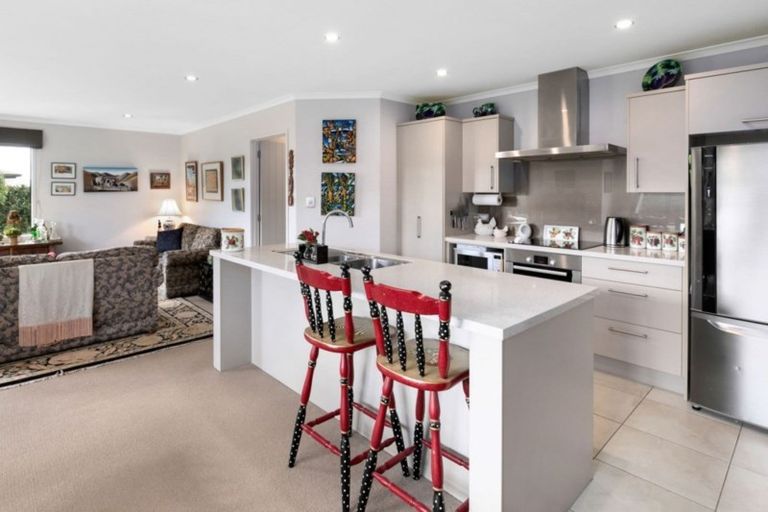 Photo of property in 6 Coleman Place, Katikati, 3129