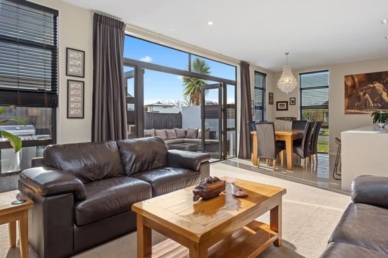 Photo of property in 3 Mokihi Gardens, Hillmorton, Christchurch, 8024
