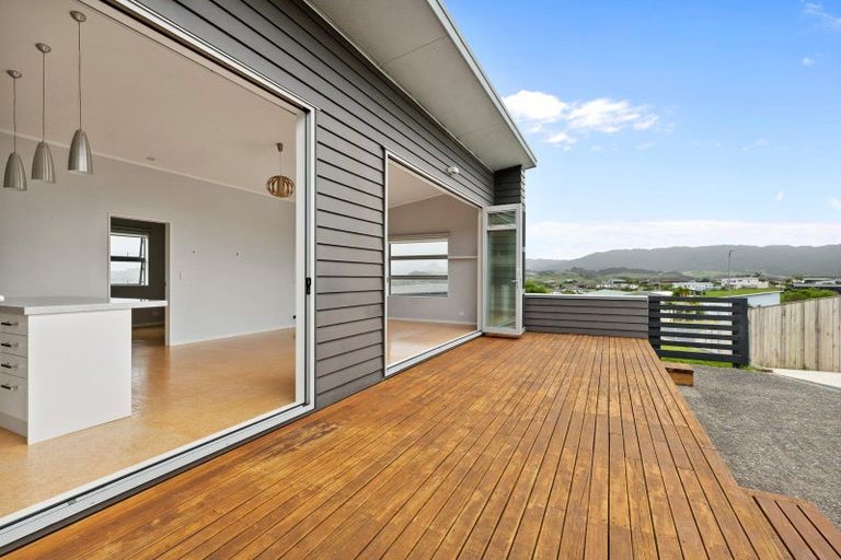 Photo of property in 37 Driftwood Place, Mangawhai Heads, Mangawhai, 0505
