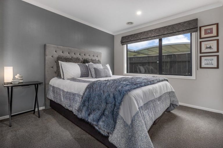 Photo of property in 118 John Burke Drive, Aotea, Porirua, 5024