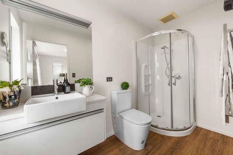 Photo of property in 16 Warhorse Gate, Halswell, Christchurch, 8025