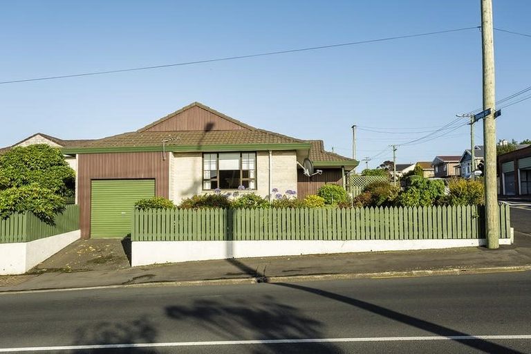 Photo of property in 1 Stanley Street, Kenmure, Dunedin, 9011