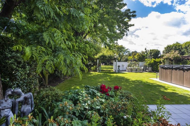 Photo of property in 36 Jacksons Road, Merivale, Christchurch, 8014