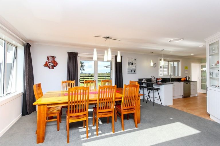 Photo of property in 55 Brecon Road S, Stratford, 4332