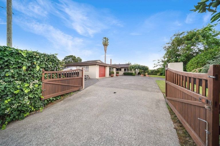 Photo of property in 2 Gatland Road, Opaheke, Papakura, 2113
