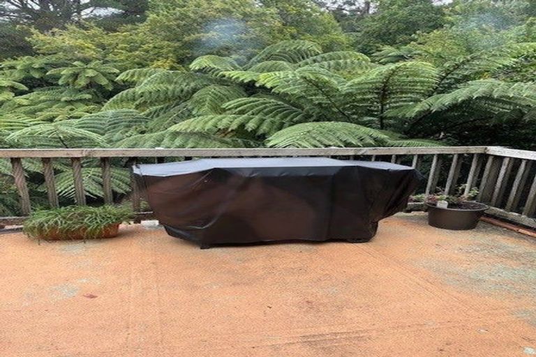 Photo of property in 20a Onehuka Road, Tirohanga, Lower Hutt, 5010