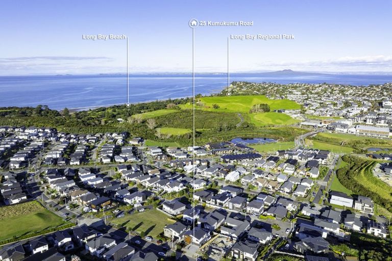 Photo of property in 25 Kumukumu Road, Long Bay, Auckland, 0630