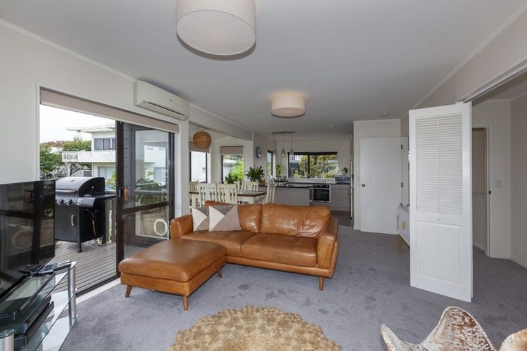 Photo of property in 70a Marine Parade, Paraparaumu Beach, Paraparaumu, 5032