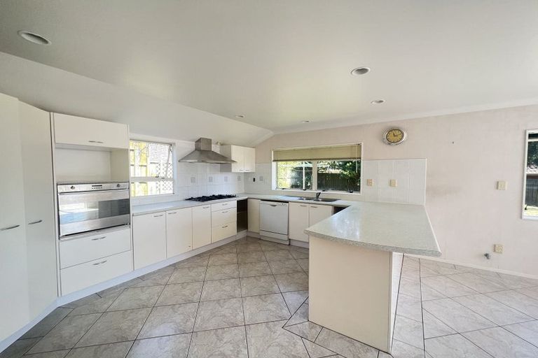 Photo of property in 16 Keppoch Court, Dannemora, Auckland, 2016