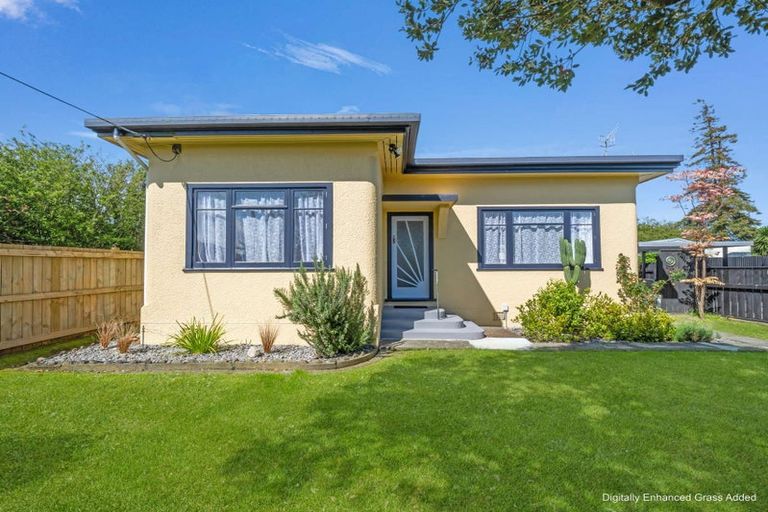 Photo of property in 36 Wilton Street, Levin, 5510