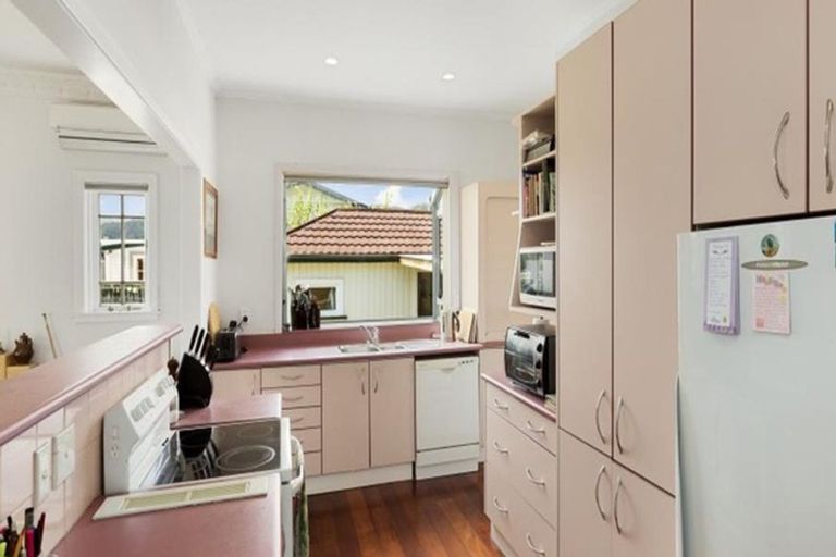 Photo of property in 2 Mahoe Street, Hutt Central, Lower Hutt, 5010