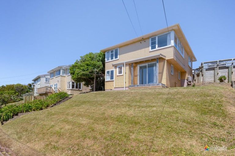 Photo of property in 10 Piko Street, Titahi Bay, Porirua, 5022