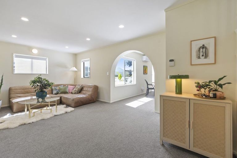 Photo of property in 1/93 Coronation Road, Mangere Bridge, Auckland, 2022