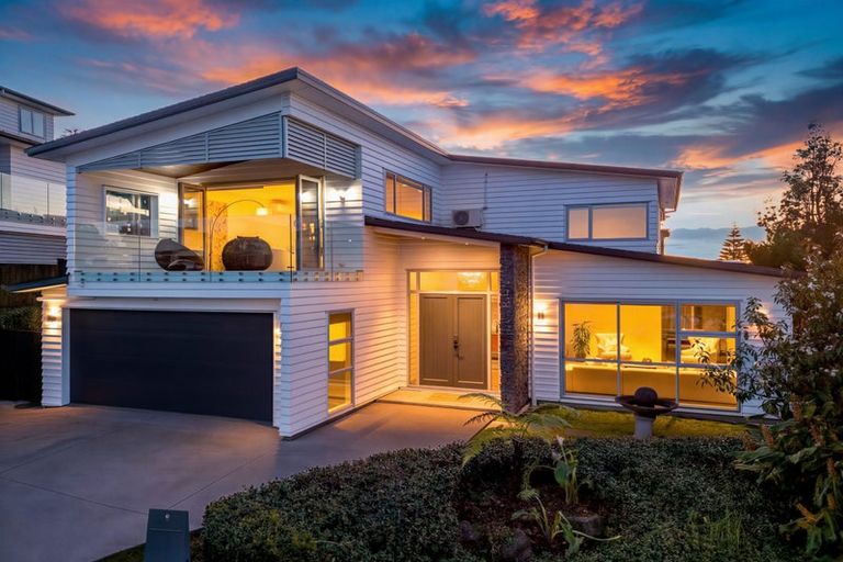 Photo of property in 9 Platinum Rise, Ranui, Auckland, 0612