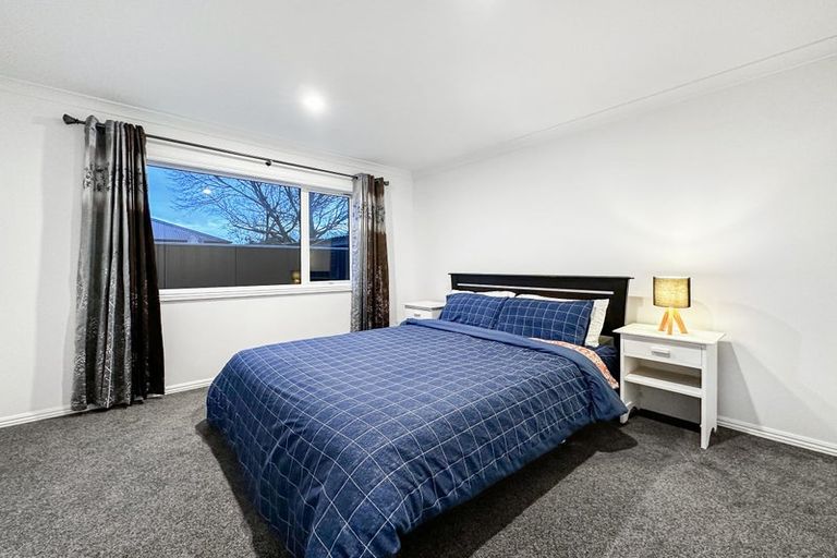 Photo of property in 8 Clonbunny Close, Rolleston, 7614