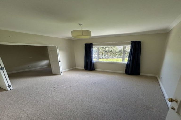 Photo of property in 6 Mckerrow Place, Featherston, 5710