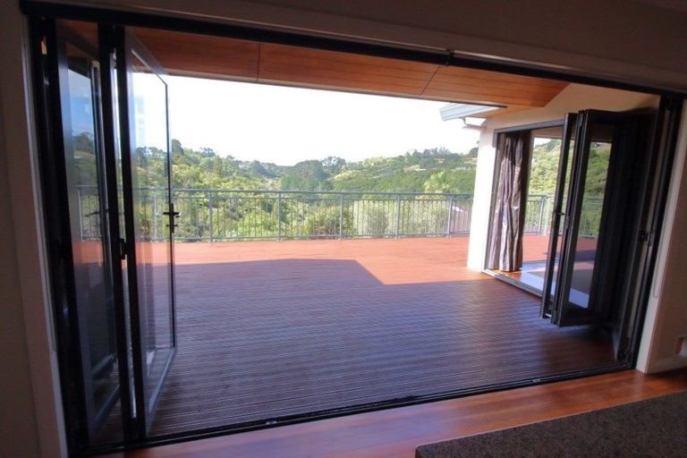 Photo of property in 34 Hayley Lane, East Tamaki Heights, Auckland, 2016