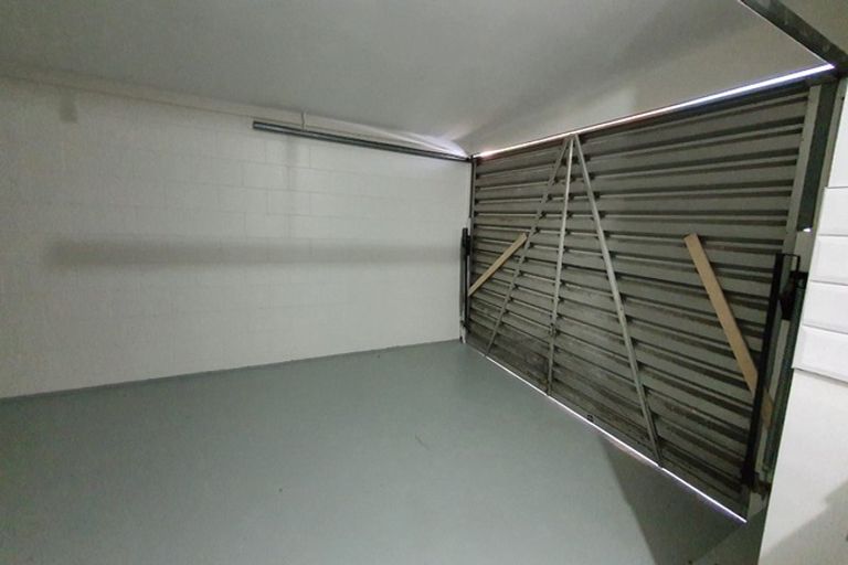 Photo of property in 1/260 Lincoln Road, Addington, Christchurch, 8024