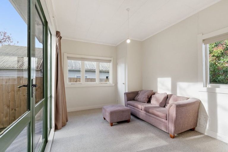 Photo of property in 121a Forest Lake Road, Forest Lake, Hamilton, 3200