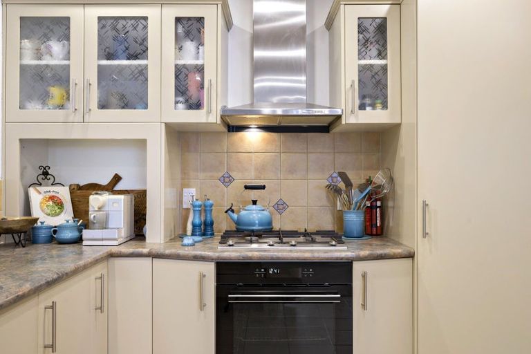 Photo of property in 203 Muritai Road, Eastbourne, Lower Hutt, 5013