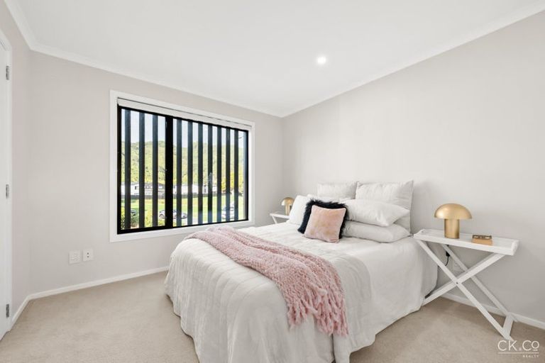 Photo of property in 7 Fitch Lane, Wallaceville, Upper Hutt, 5018