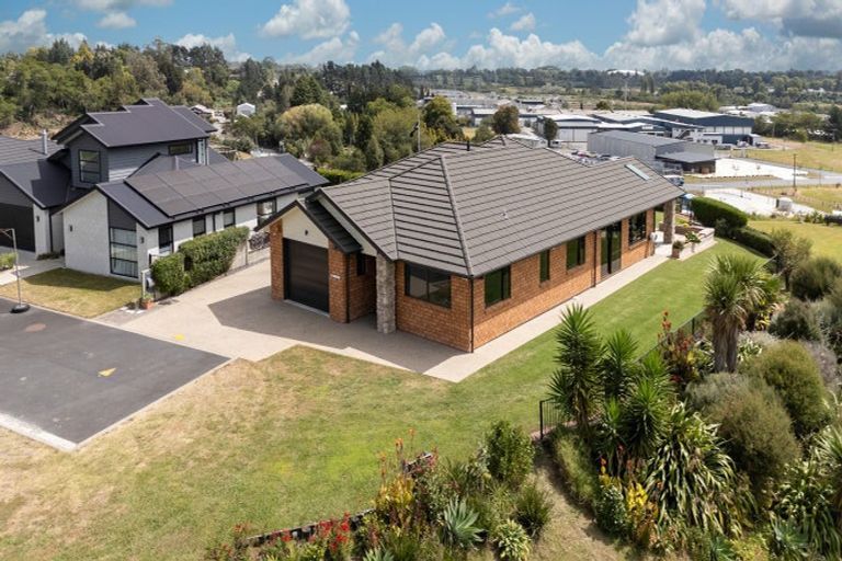 Photo of property in 23 Hyatt Close, Leamington, Cambridge, 3432