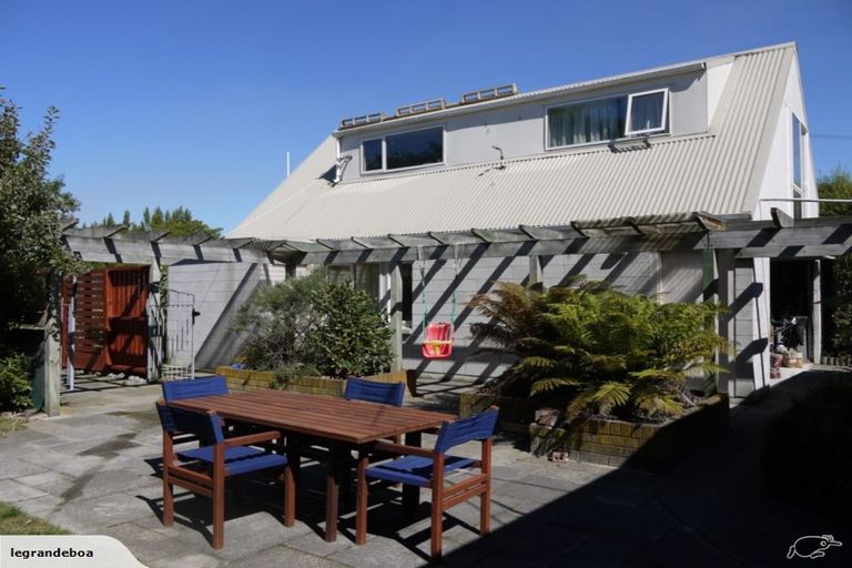 Photo of property in 631 Harewood Road, Harewood, Christchurch, 8051