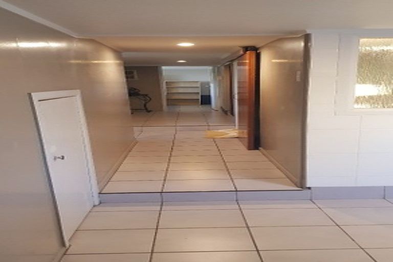 Photo of property in 89 East Coast Road, Castor Bay, Auckland, 0620