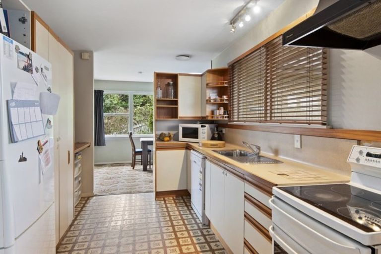 Photo of property in 27 Clipper Place, Redwood, Christchurch, 8051