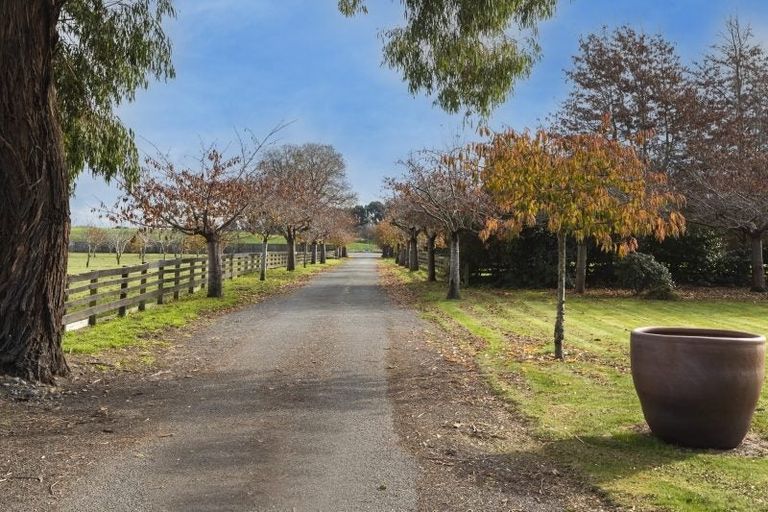 Photo of property in 569 Johns Road, Harewood, Christchurch, 8051