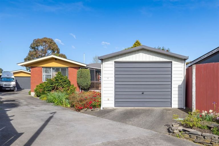 Photo of property in 17 Dellow Place, Spreydon, Christchurch, 8024