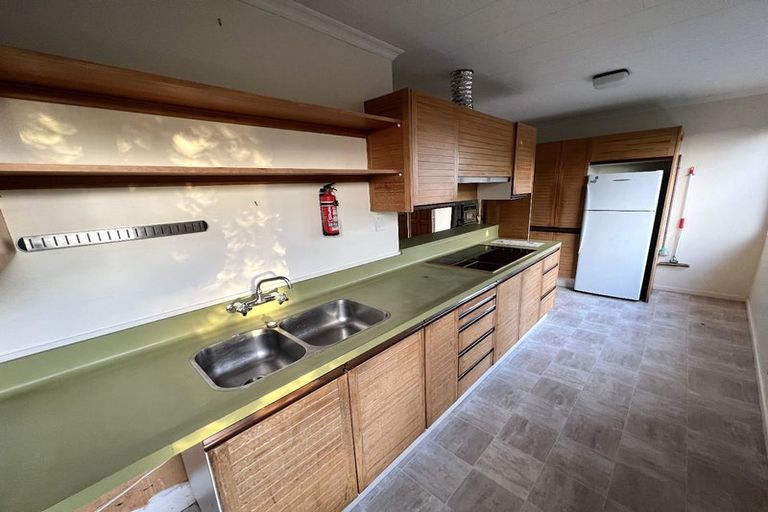 Photo of property in 73 Volga Street, Island Bay, Wellington, 6023