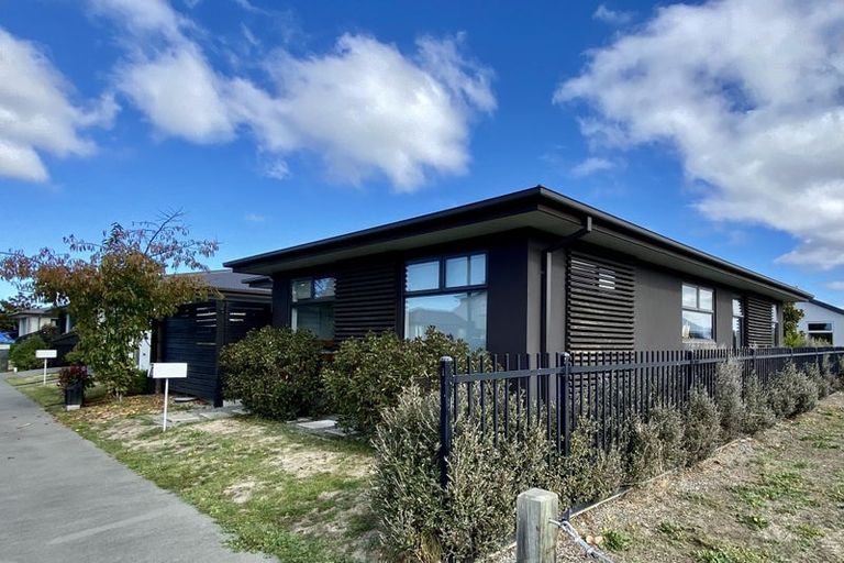 Photo of property in 25 Te Rito Street, Marshland, Christchurch, 8083