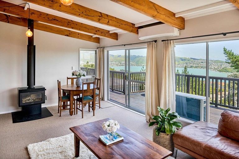 Photo of property in 112 Conclusion Street, Ascot Park, Porirua, 5024