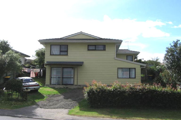 Photo of property in 71 Harmel Road, Glendene, Auckland, 0602
