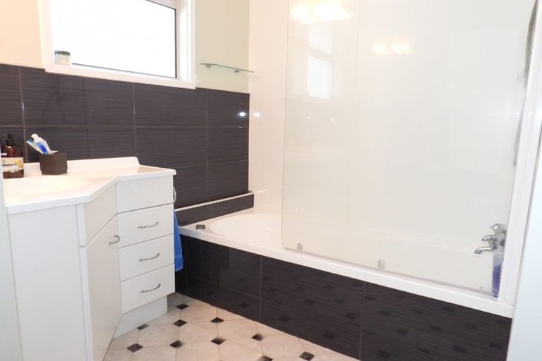 Photo of property in 46 Derwent Street, Oamaru North, Oamaru, 9400