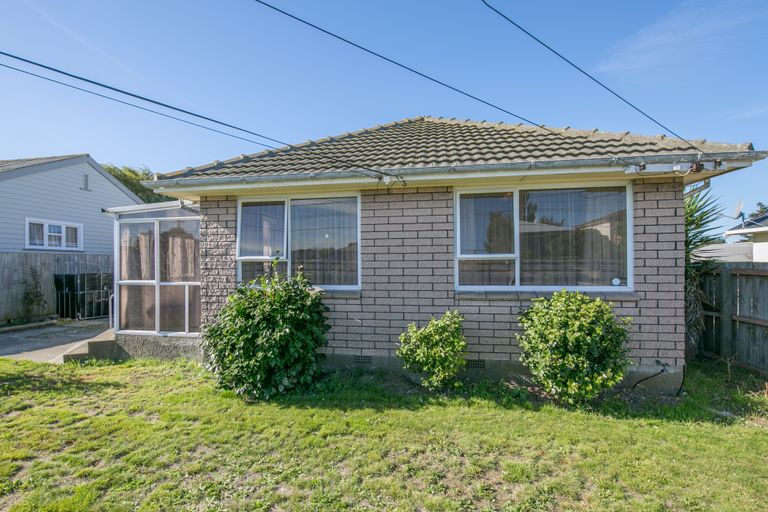 Photo of property in 41 Rowan Avenue, Aranui, Christchurch, 8061