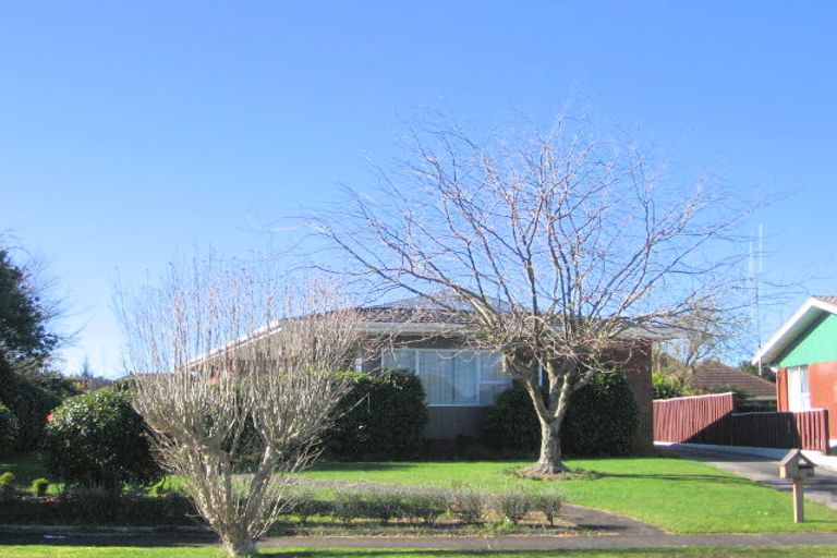 Photo of property in 12 Bernard Street, Chedworth, Hamilton, 3210