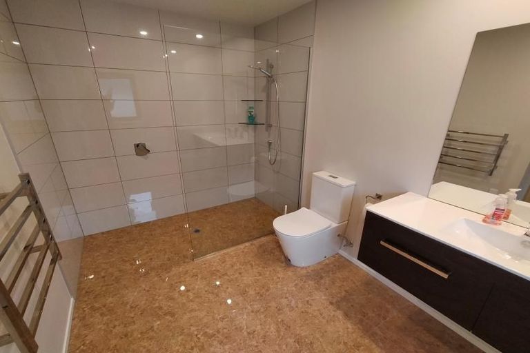 Photo of property in 35e Sussex Street, Levin, 5510