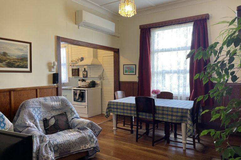 Photo of property in 19 Tavistock Road, Waipukurau, 4200